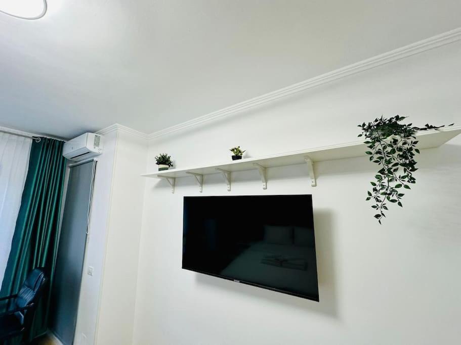 Zen Central Studio Bukarest Kültér fotó